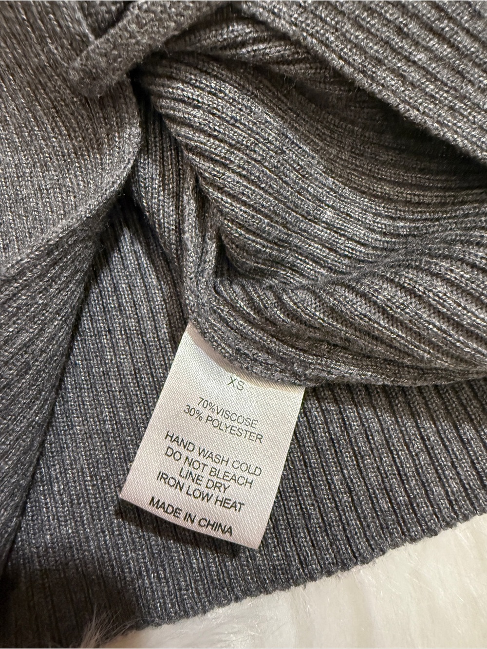 Windsor Gray Ribbed Lace-Up Long Sleeve Top XS - Picture 3 of 3